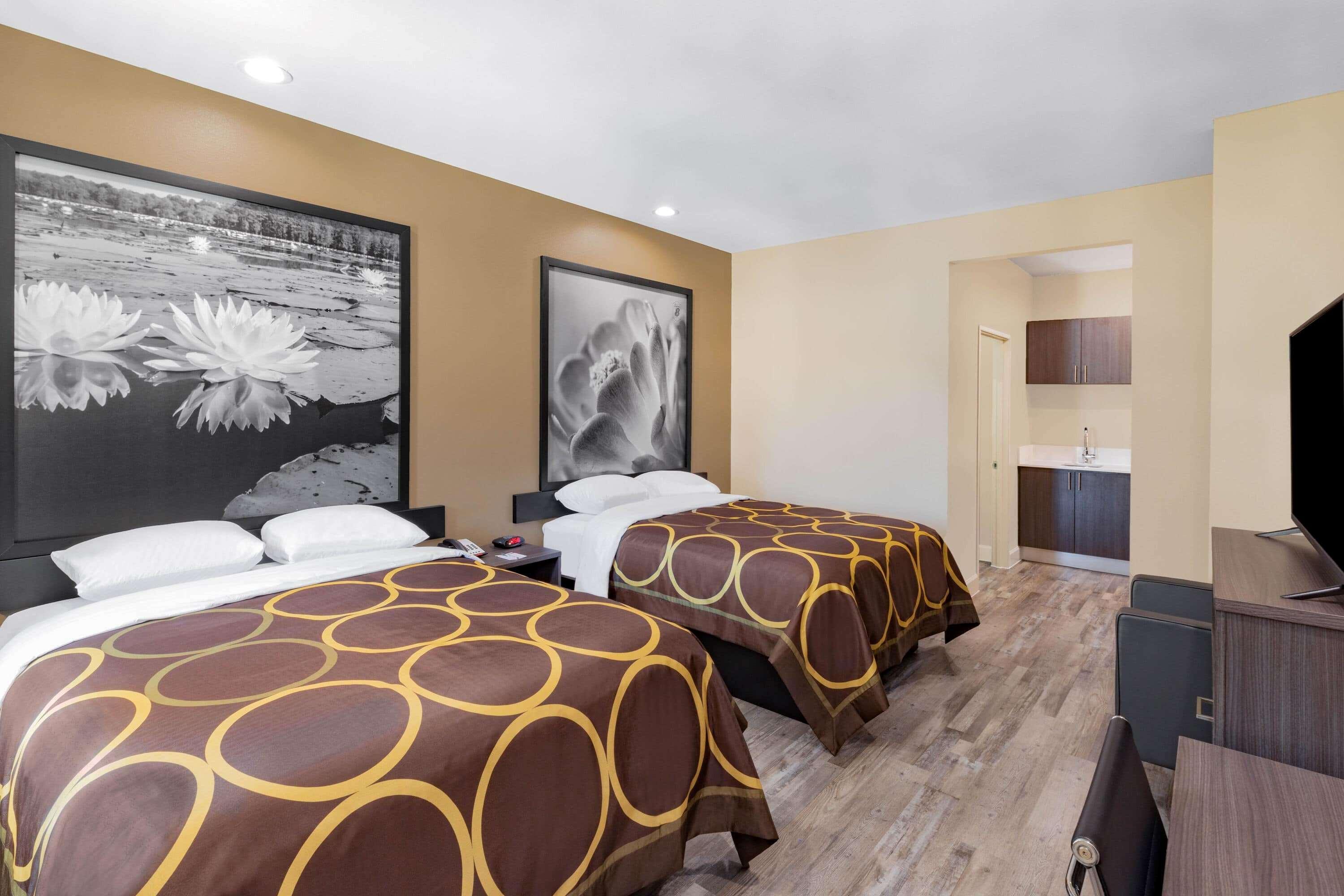 Super 8 By Wyndham Houston Nw Beltway 8-West Rd Hotel Ngoại thất bức ảnh