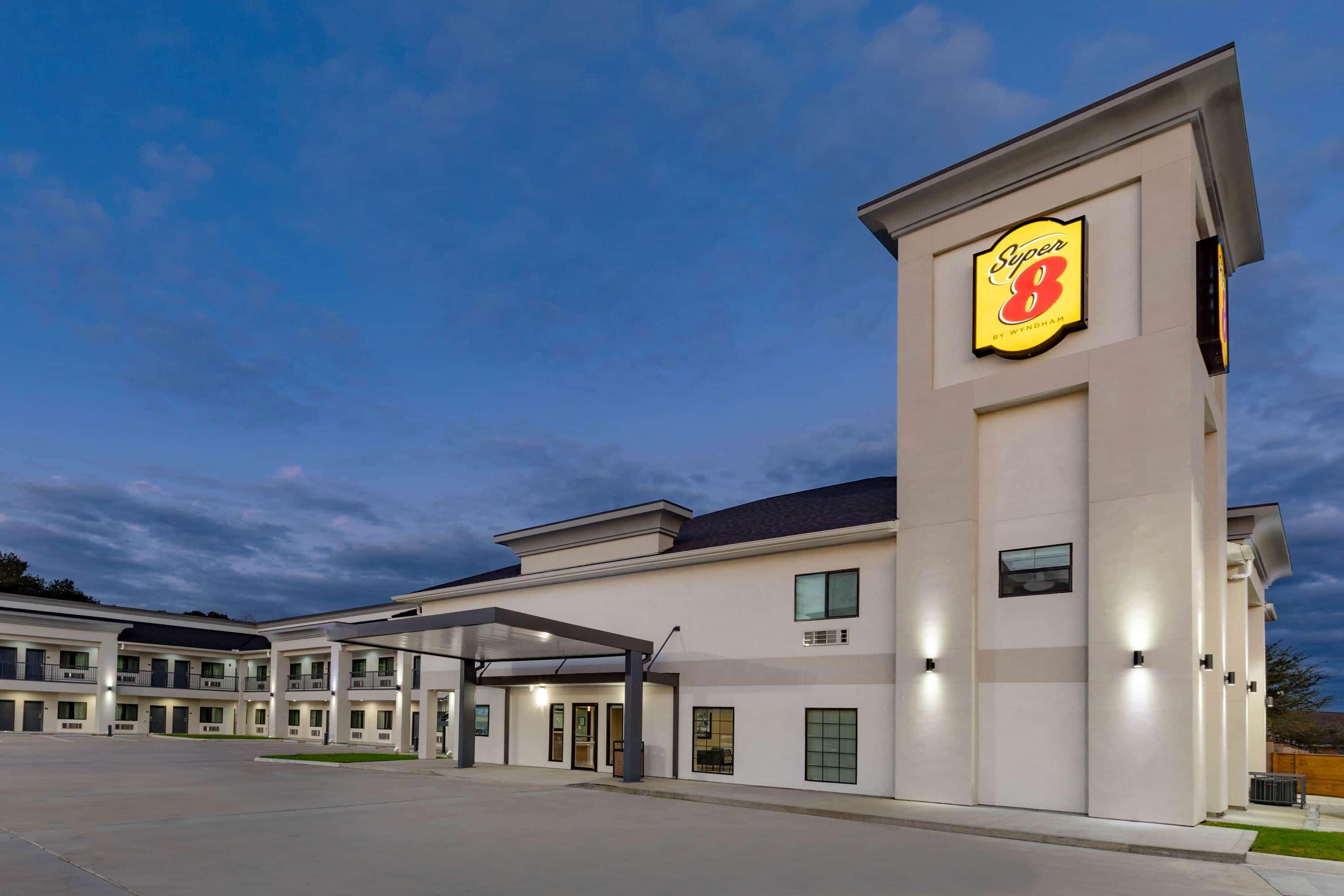 Super 8 By Wyndham Houston Nw Beltway 8-West Rd Hotel Ngoại thất bức ảnh