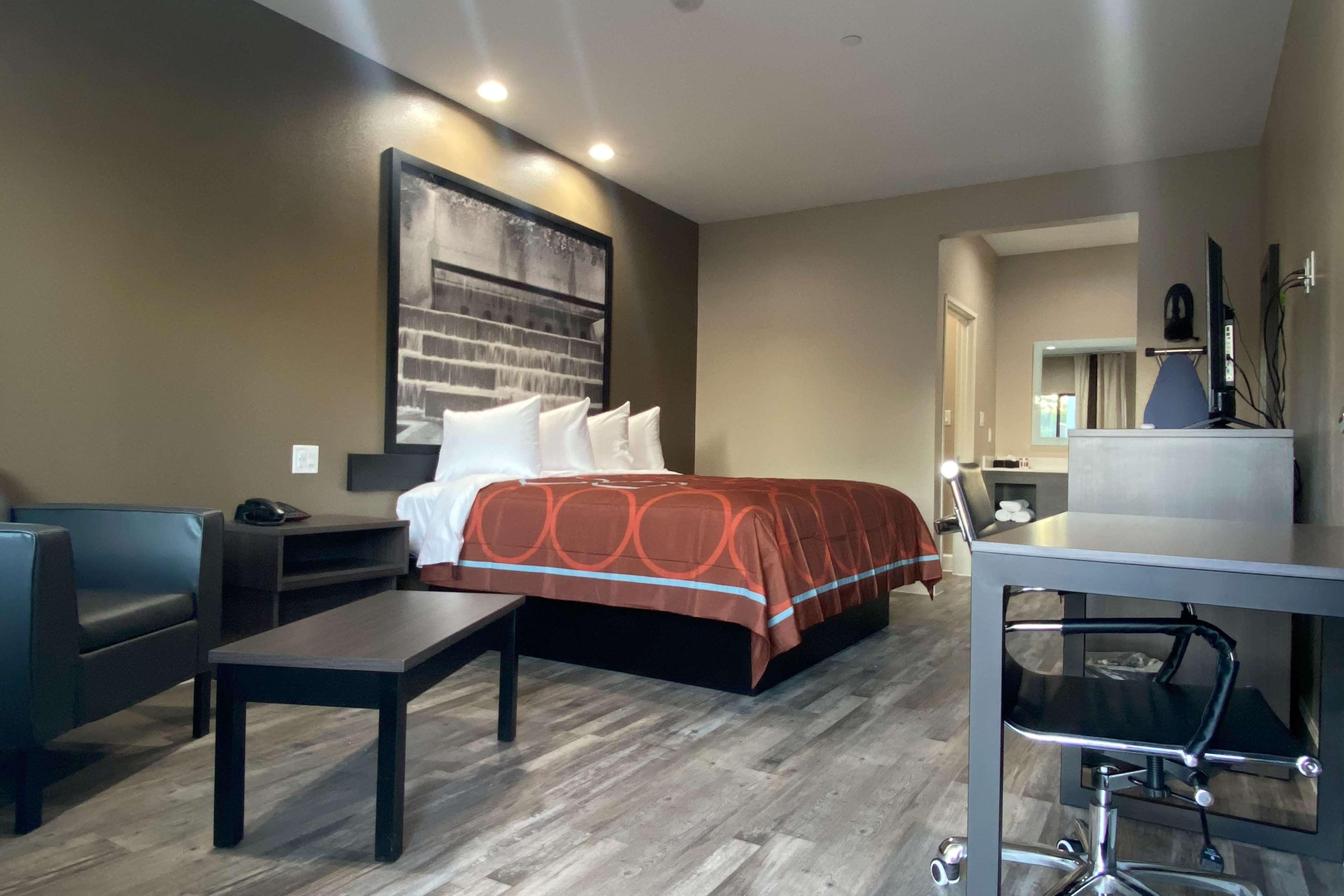 Super 8 By Wyndham Houston Nw Beltway 8-West Rd Hotel Ngoại thất bức ảnh